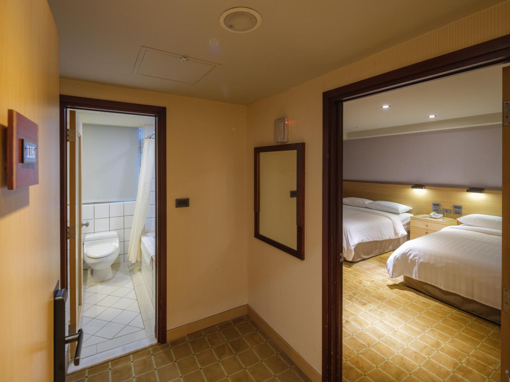 Rich & Free Hotel - Fuzhong 富逸旅趣-板橋府中館 Taipei Exterior photo